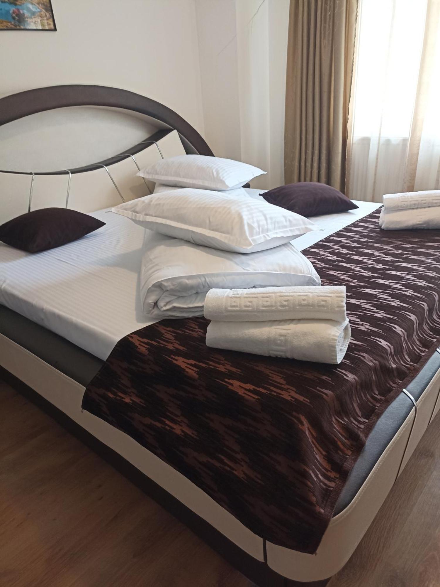 Popasul Drumetului Transfagarasan Hotel Curtea de Argeş Exterior foto